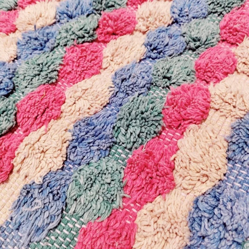 VTG Woven Rectangle Tufted Rug 32